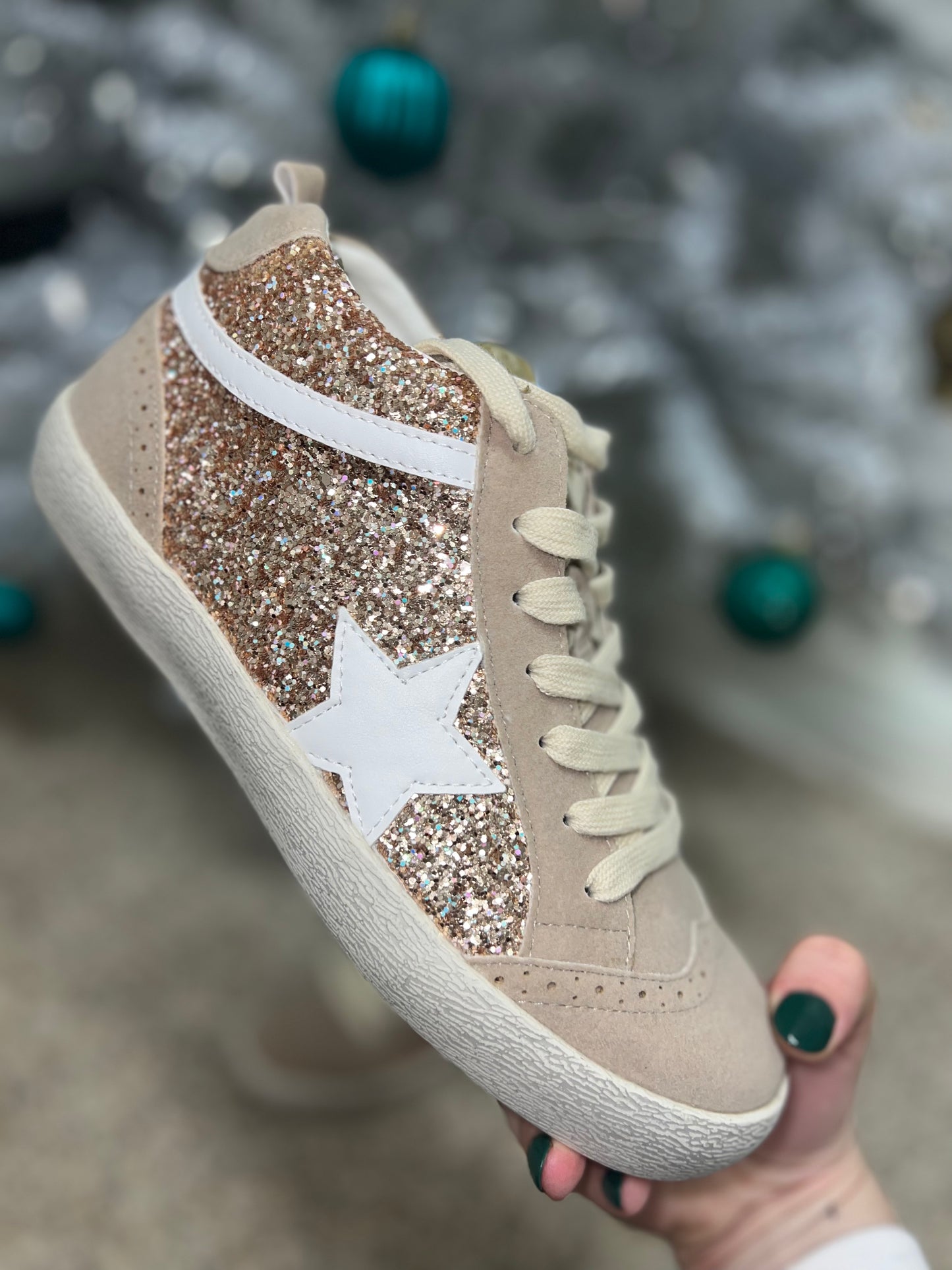 Golden Girl Mid top Sneakers